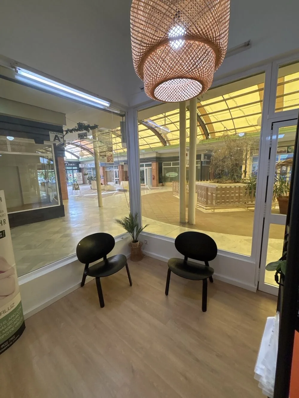 Entrada del centro de estética Sonia Beauty Lifestyle en Mairena del Aljarafe